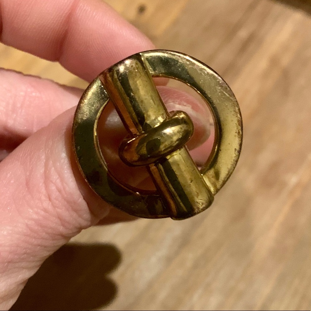 Tory Burch Round Toggle Gold Statement Ring - image 3